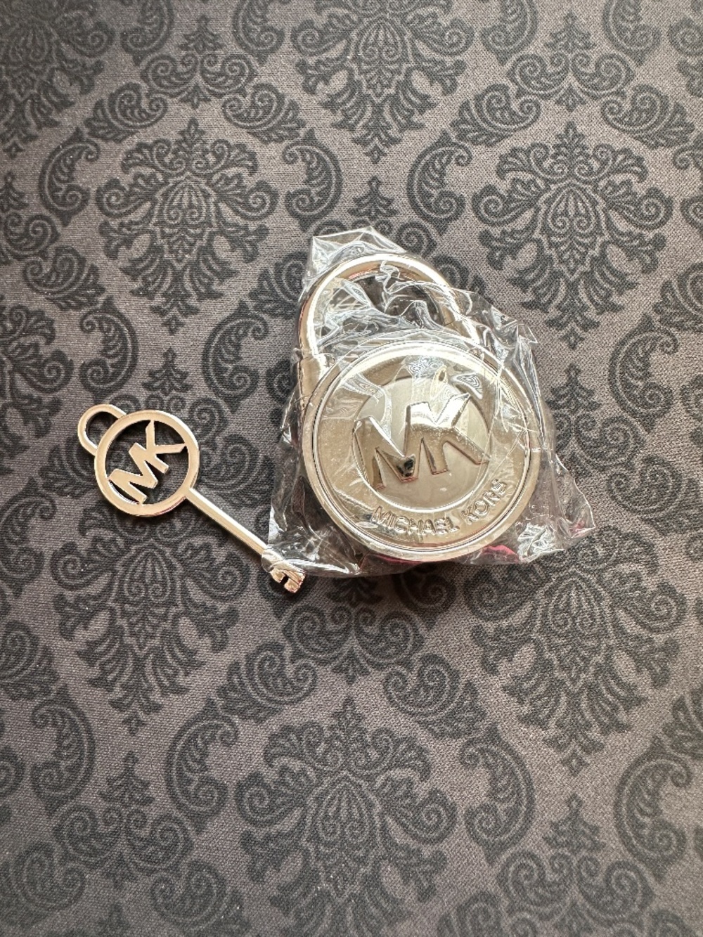 Michael Kors Silver MK Logo Handbag Lock & Key Replacement Hardware - Picture 3 of 6